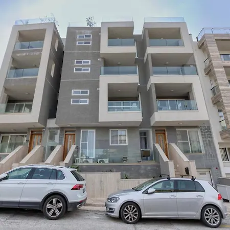 Grand 3bed Burseley Terrace Fl8 Swieqi By Homely Is-Swieqi