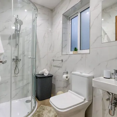 Grand 3bed Burseley Terrace Fl8 Swieqi By Homely 公寓 *