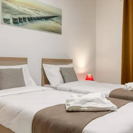 Grand 3bed Burseley Terrace Fl8 Swieqi By Homely * Is-Swieqi