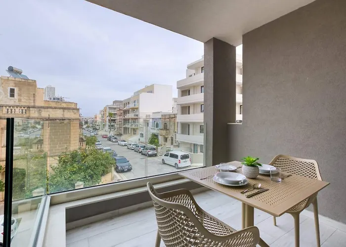 Appartement Grand 3bed Burseley Terrace Fl8 Swieqi By Homely